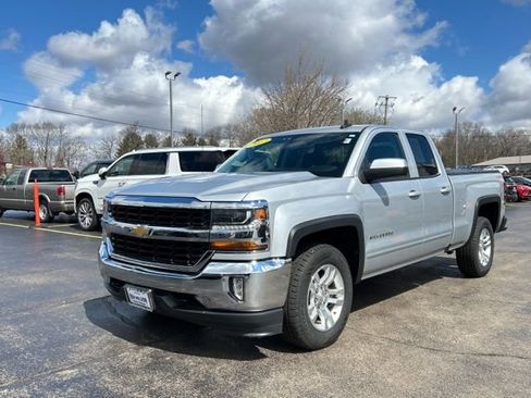 Used 2017 Chevrolet Silverado 1500 LT w/ All Star Edition image 5