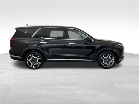 Certified 2025 Hyundai Palisade SEL image 18