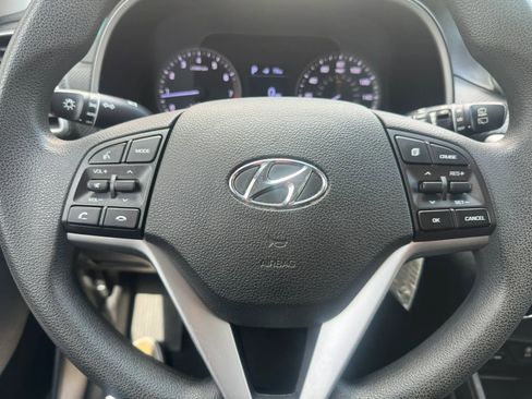 Used 2021 Hyundai Tucson SE FWD image 28