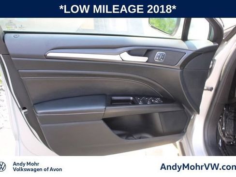 Used 2018 Ford Fusion Titanium AWD/4WD image 18