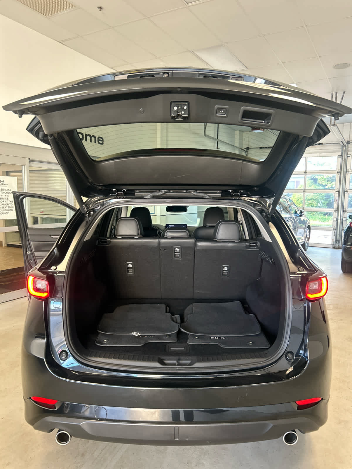 Certified 2024 MAZDA CX-5 AWD 2.5 S w/ Preferred Package image 16
