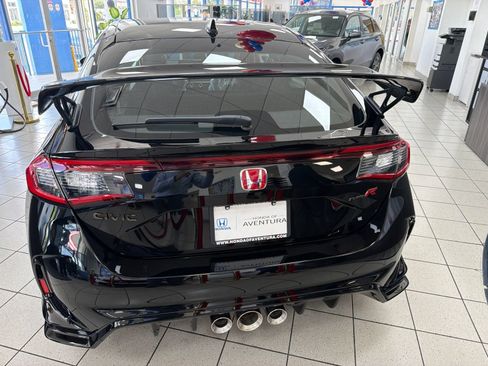 New 2026 Honda Civic Type R image 4