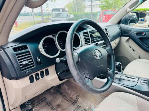 Used 2004 Toyota 4Runner Sport AWD/4WD image 11