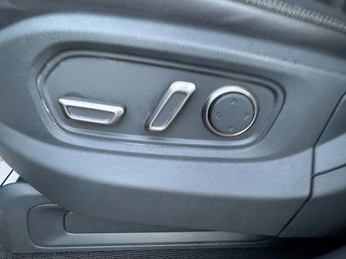 Used 2023 Rivian R1T Adventure image 12