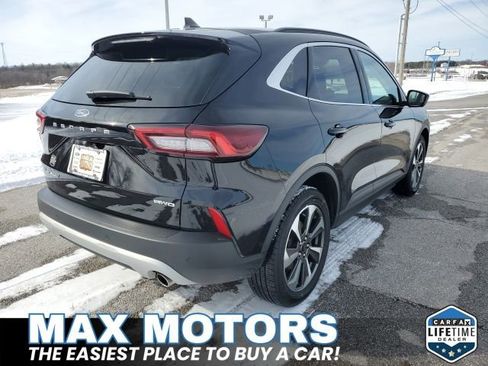 Certified 2023 Ford Escape Platinum AWD/4WD image 4