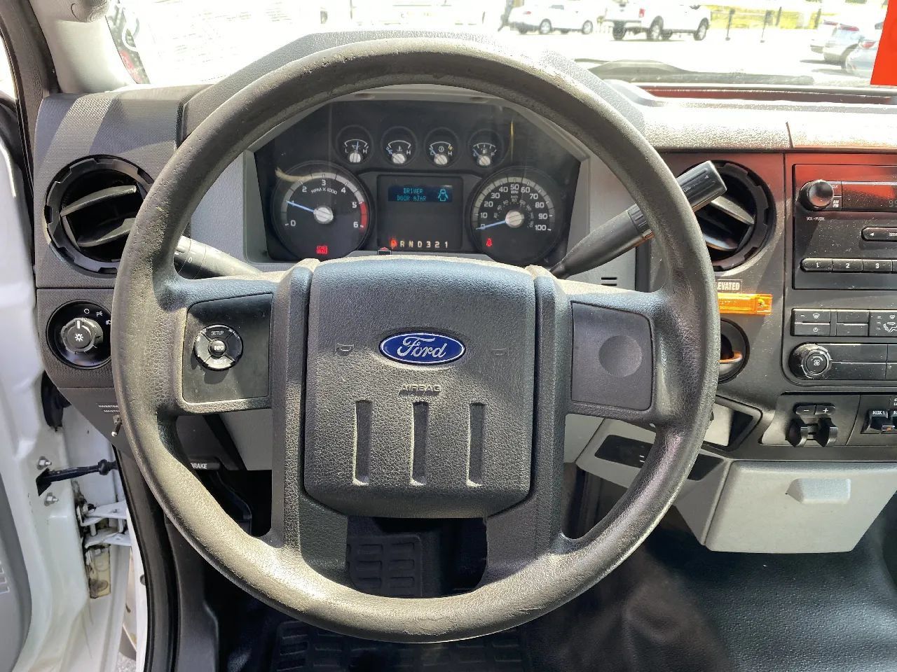 Used 2012 Ford F450 XL w/ Heavy Service Suspension Pkg RWD image 11