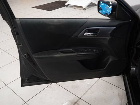Used 2014 Honda Accord LX image 5