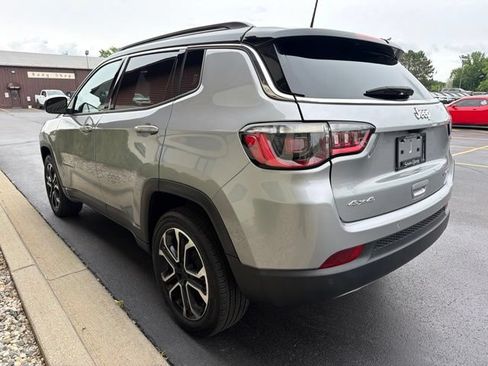 Used 2023 Jeep Compass Limited AWD/4WD image 14