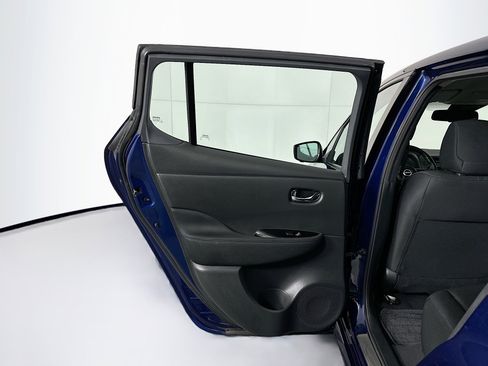 Used 2024 Nissan Leaf SV Plus image 27