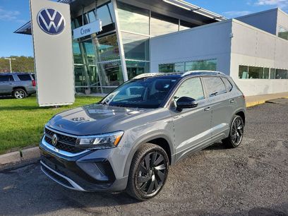 Used 2024 Volkswagen Taos SE