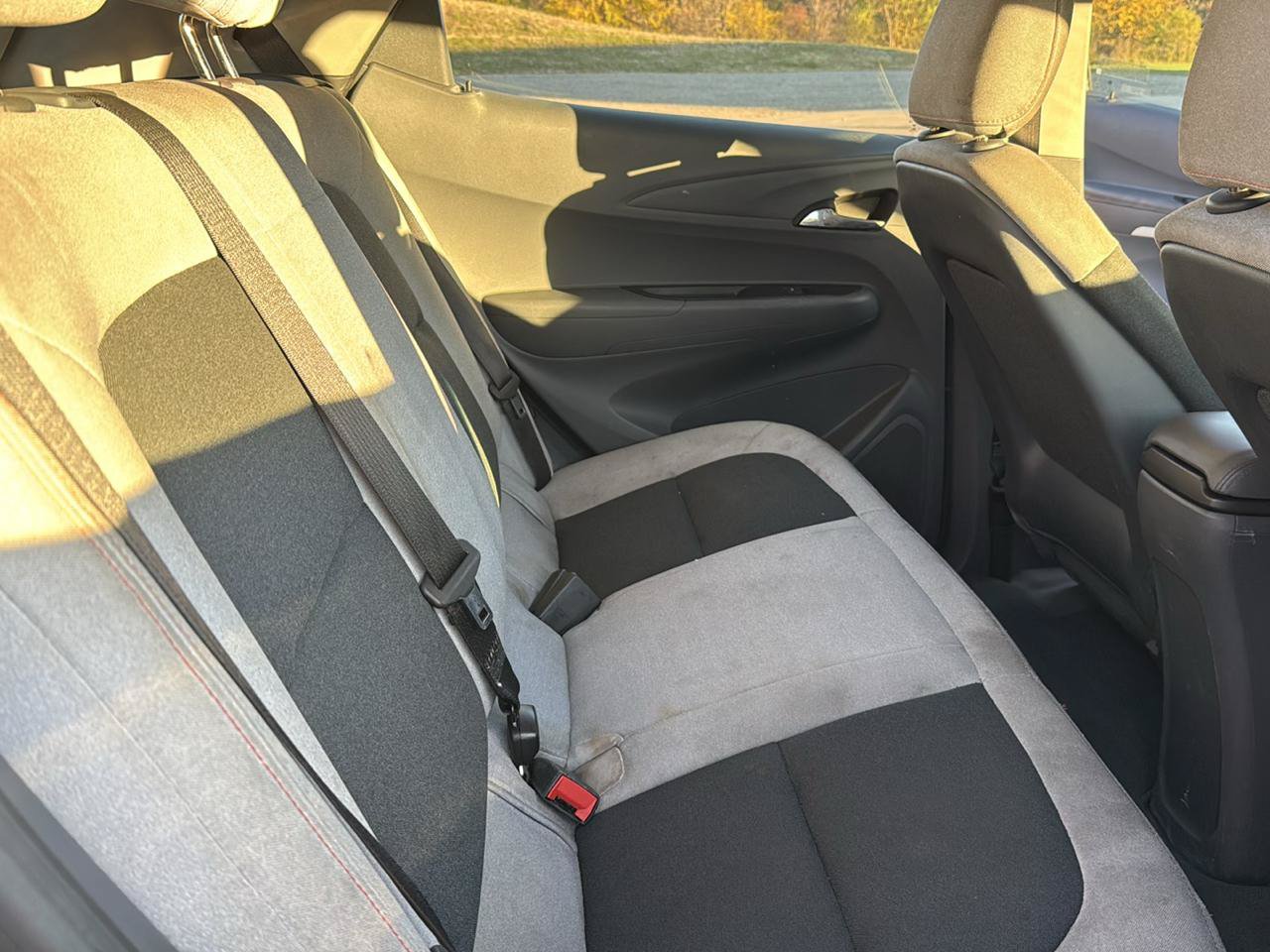 Used 2020 Chevrolet Bolt LT FWD image 24