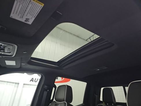 Used 2025 GMC Sierra 1500 AT4X image 33