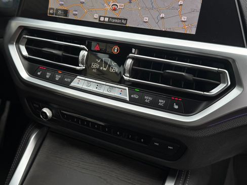 Used 2022 BMW M440i Convertible w/ Premium Package image 47