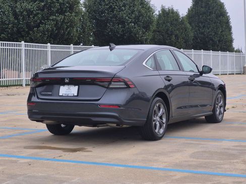 Used 2023 Honda Accord EX image 6