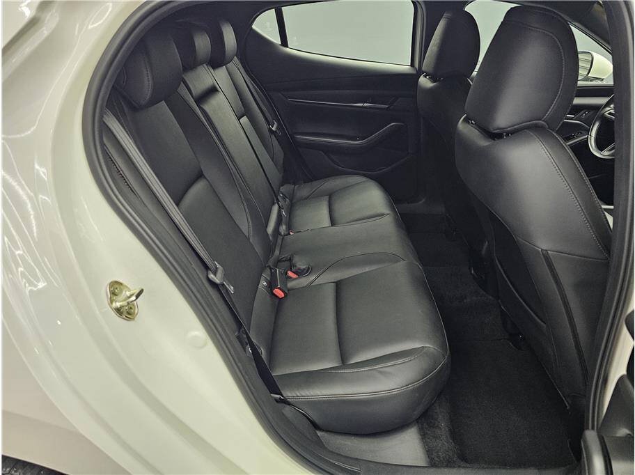 Used 2021 MAZDA MAZDA3 s FWD image 13