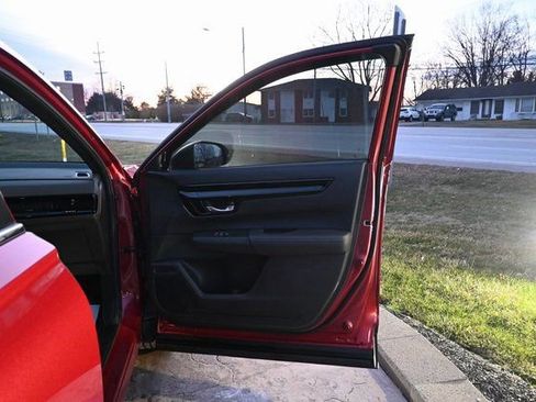 Used 2023 Honda CR-V Sport Touring image 18