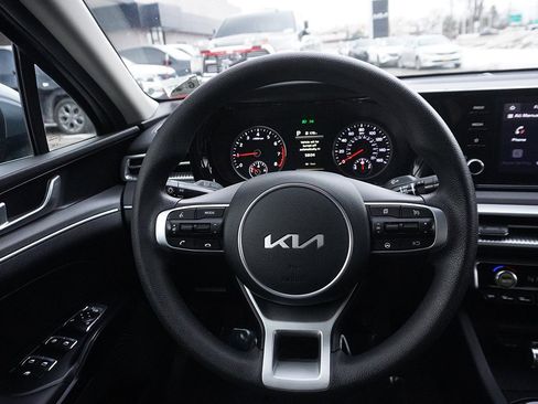 Used 2022 Kia K5 LXS image 36