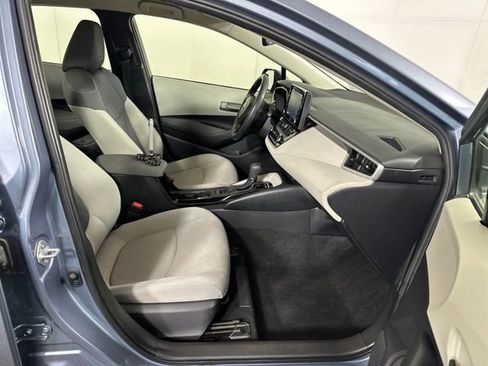 Used 2022 Toyota Corolla LE image 28