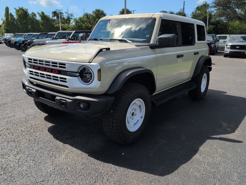New 2026 Ford Bronco Heritage Edition AWD/4WD image 6