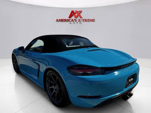 Used 2018 Porsche 718 Boxster S image 3