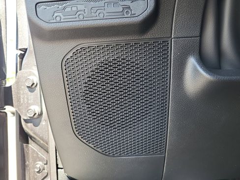 New 2025 Jeep Gladiator Sport image 26