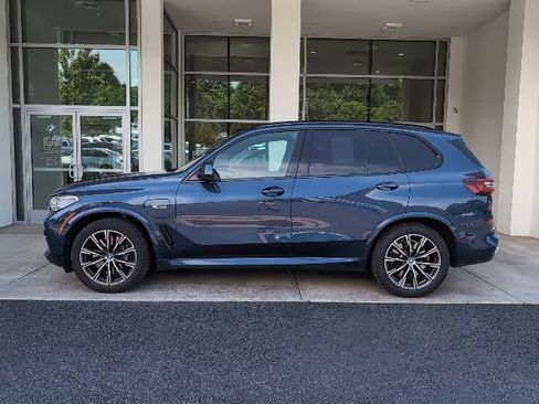Used 2023 BMW X5 xDrive45e w/ Executive Package AWD/4WD image 8