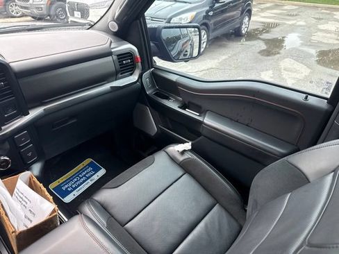 Used 2025 Ford F150 Raptor AWD/4WD image 17