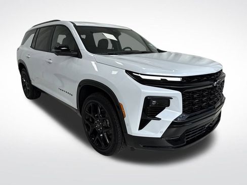 New 2026 Chevrolet Traverse RS image 3