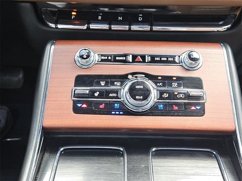 Certified 2022 Lincoln Aviator Grand Touring w/ Equipment Group 301A image 20