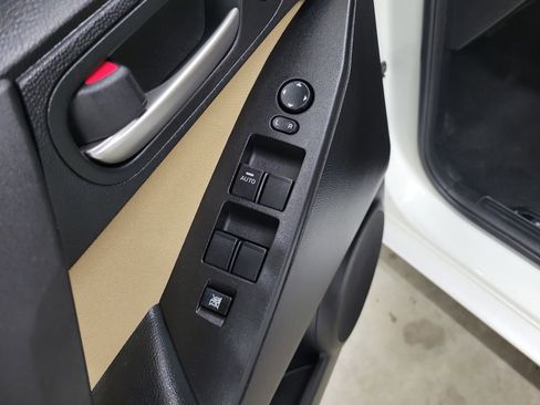 Used 2012 MAZDA MAZDA3 i Touring image 20