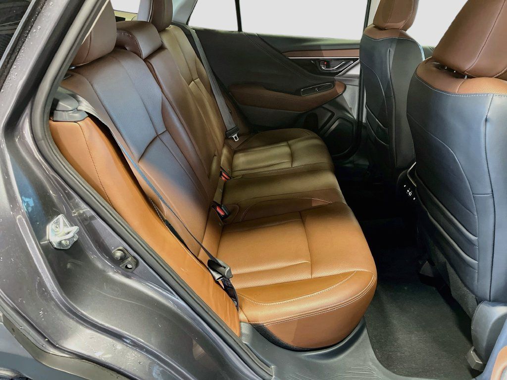 Used 2023 Subaru Outback Touring AWD/4WD image 28
