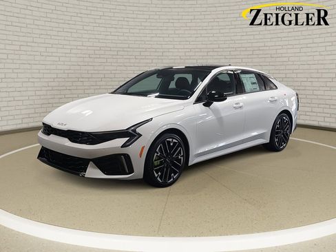 New 2026 Kia K5 GT image 1