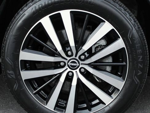 Certified 2023 Nissan Pathfinder Platinum image 11