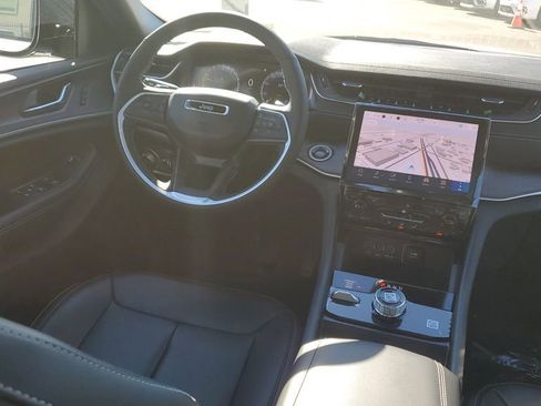 New 2025 Jeep Grand Cherokee Limited image 13