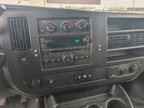 Used 2019 Chevrolet Express 2500 w/ Communications Package image 18