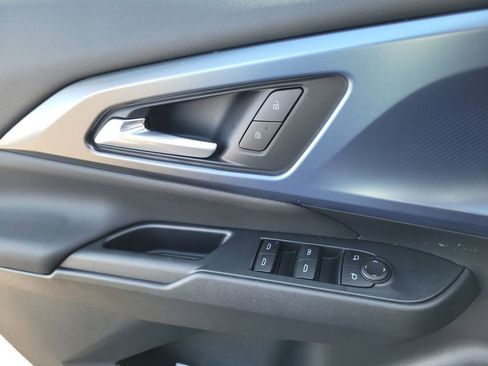 New 2026 Chevrolet Equinox EV LT image 22