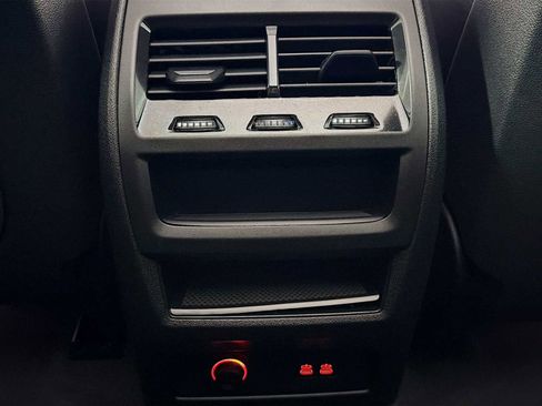 Used 2025 BMW X5 xDrive50e w/ M Sport Package image 25