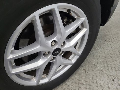 Used 2023 Ford Edge SEL image 31