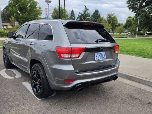 Used 2012 Jeep Grand Cherokee SRT8 w/ Luxury Group II AWD/4WD image 10