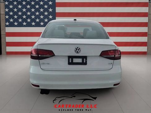 Used 2016 Volkswagen Jetta Sport FWD image 5