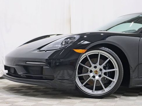 Used 2025 Porsche 718 Cayman GTS RWD image 3