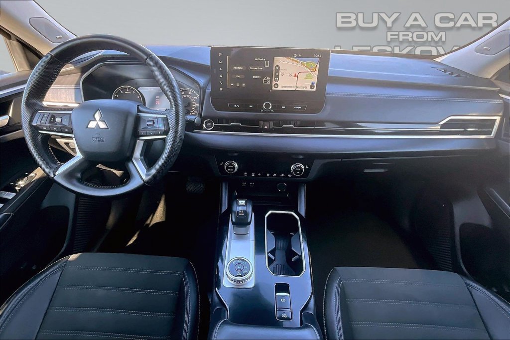 Used 2025 Mitsubishi Outlander SE AWD/4WD image 16