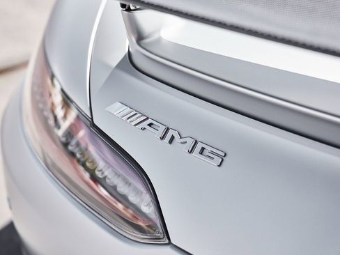 Used 2020 Mercedes-Benz AMG GT R image 20