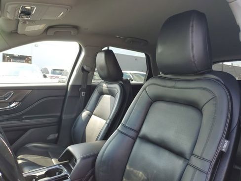 Used 2022 Lincoln Corsair AWD w/ Equipment Group 101A image 10