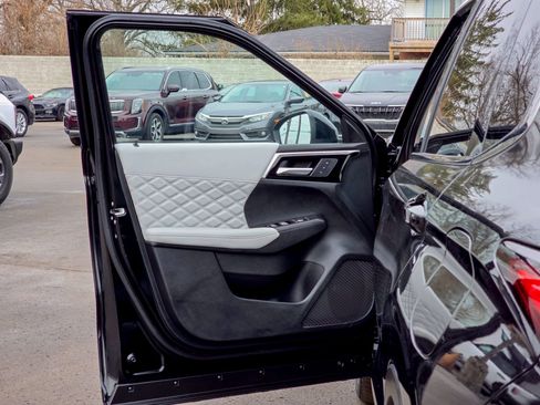 Used 2024 Mitsubishi Outlander SEL image 24