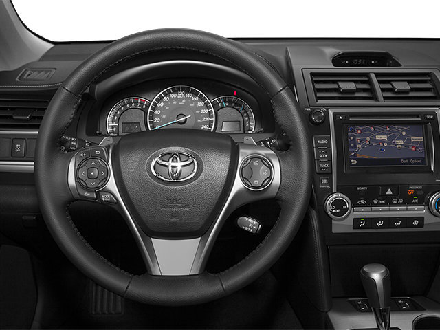 Used 2013 Toyota Camry LE FWD image 6