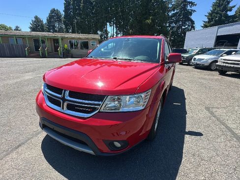 Used 2019 Dodge Journey SE w/ Premium Group image 7