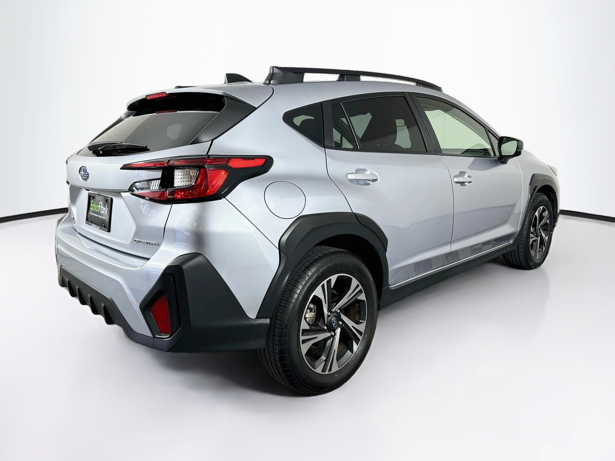 Used 2025 Subaru Crosstrek 2.5i Premium AWD/4WD image 9
