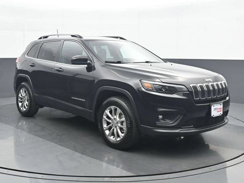 Used 2022 Jeep Cherokee Latitude Lux w/ Sun & Sound Group AWD/4WD image 9