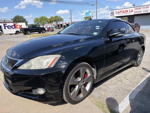 Used 2010 Lexus IS 350C w/ Luxury Pkg RWD image 2
